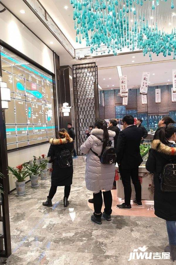 上坤北湖四季实景图4