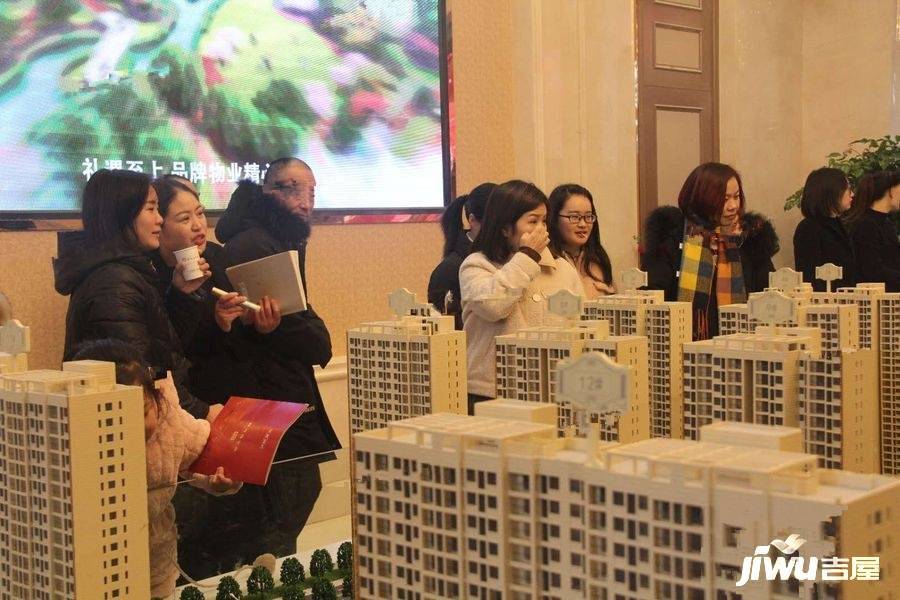 楚天世纪城实景图9