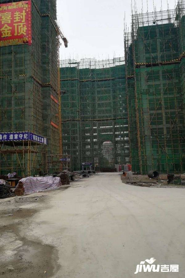 华泰学府春天实景图4