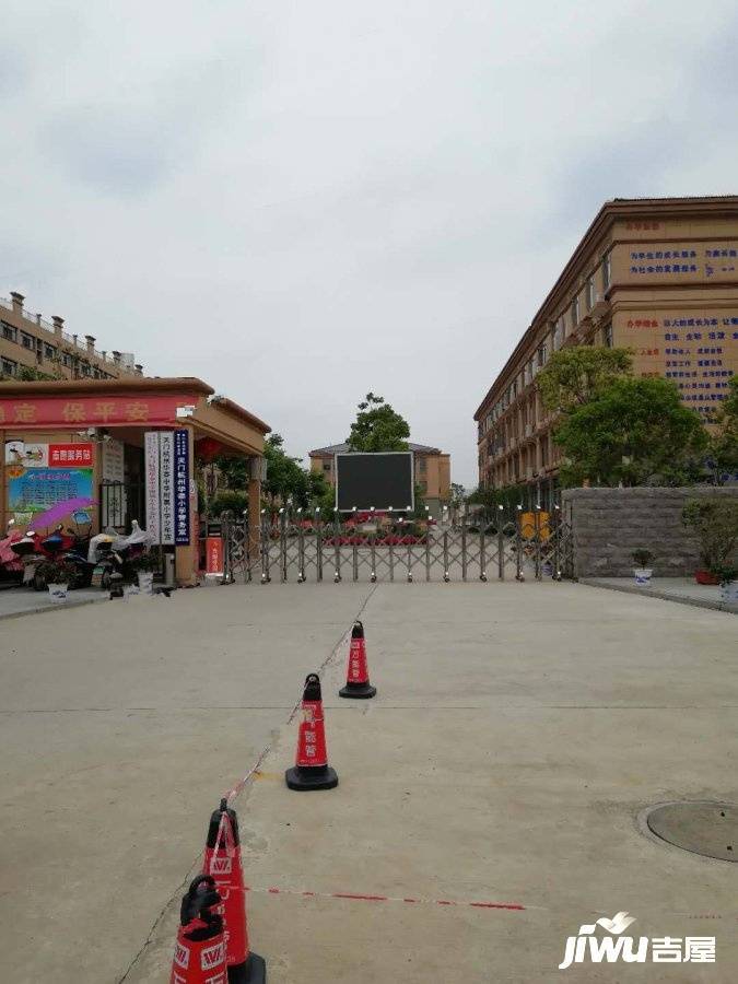 华泰学府春天位置交通图2